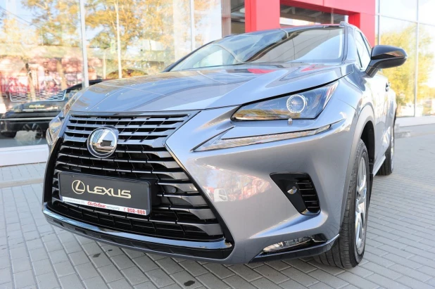  Lexus NX300 из Японии продают за 4,3 млн рублей