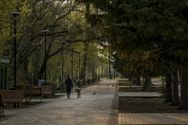 Барнаульские парки весной. 