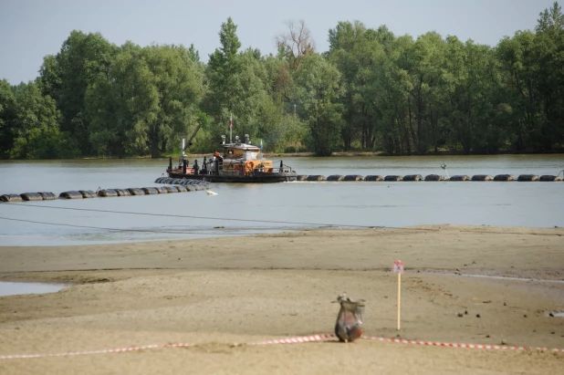 Барнаульцы открыли пляжный сезон.