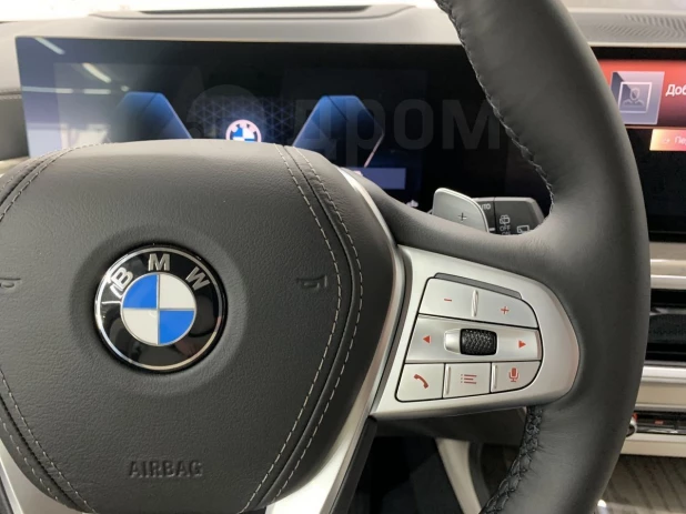 BMW X7 2022 года выпуска