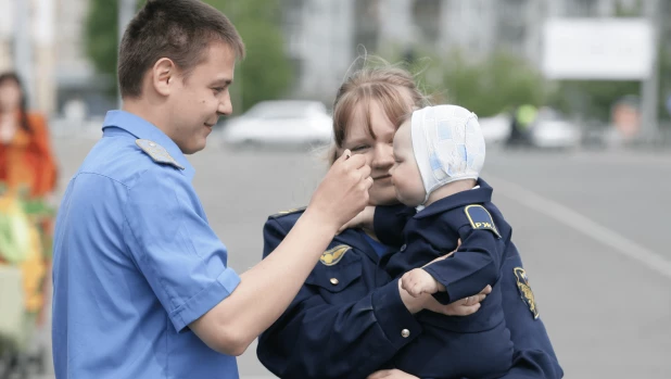 Парад колясок в Барнауле. 2010 год. 