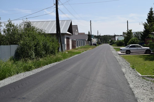 Ремонт дорог в пригороде Индустриального района Барнаула.