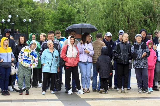 День молодежи в Изумрудном парке.