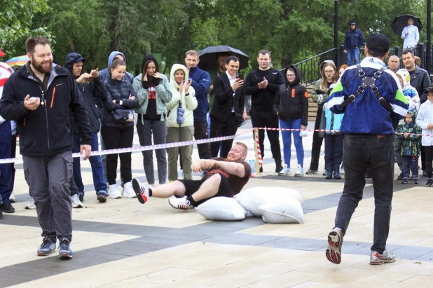 День молодежи в Изумрудном парке.