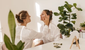 Уход за лицом.