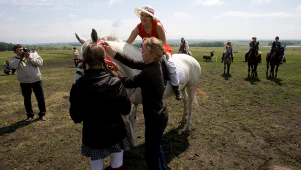 Открытый турнир по конному спорту. 2010 год. 