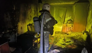 Пожар в пятиэтажке в Барнауле