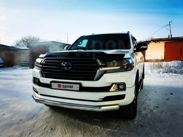 Toyota Land Cruiser 2017 года