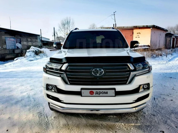 Toyota Land Cruiser 2017 года