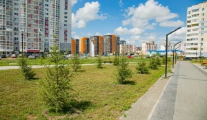 Сквер на пересечении ул. Взлетной и Ускова.