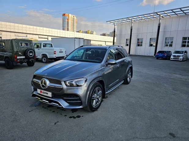 Mercedes-Benz GLE 2020 года выпуска