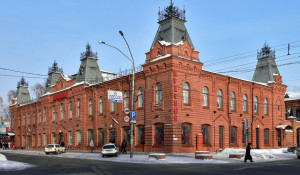 Торговый дом купца И. И. Полякова.