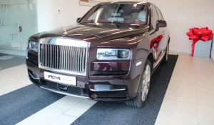 Rolls-Royce Cullinan 2019 года выпуска в Барнауле