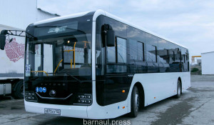 Новые большие автобусы в Барнауле.