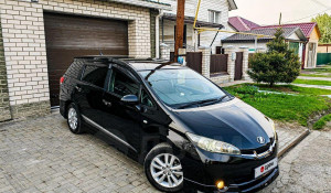 Toyota Wish 2009 года выпуска за 1,1 млн рублей