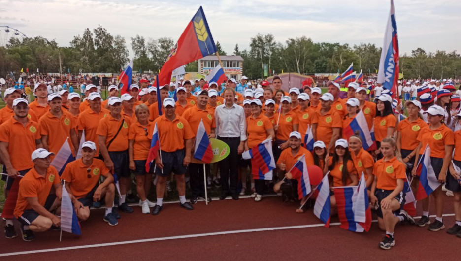 Томенко открыл 43-ю олимпиаду сельских спортсменов. 
