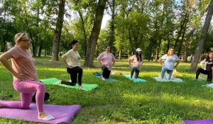 Йога для беременных в Изумрудном парке.