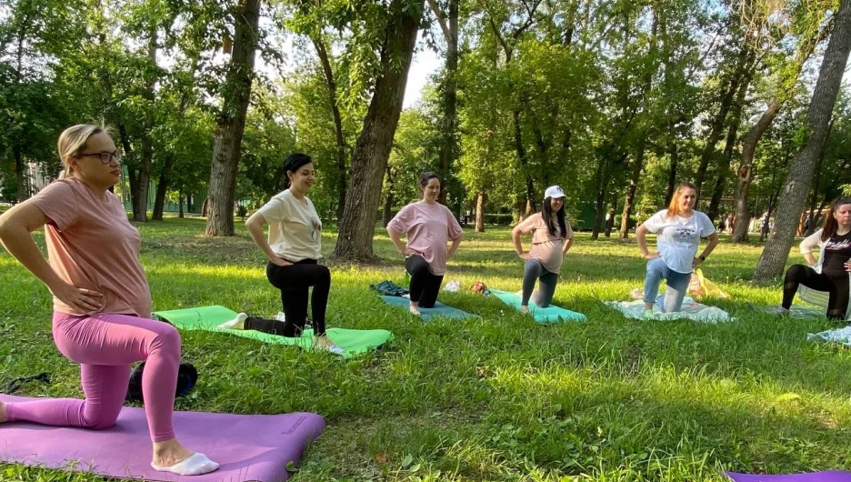 Йога для беременных в Изумрудном парке.