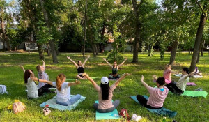 Йога для беременных в Изумрудном парке.