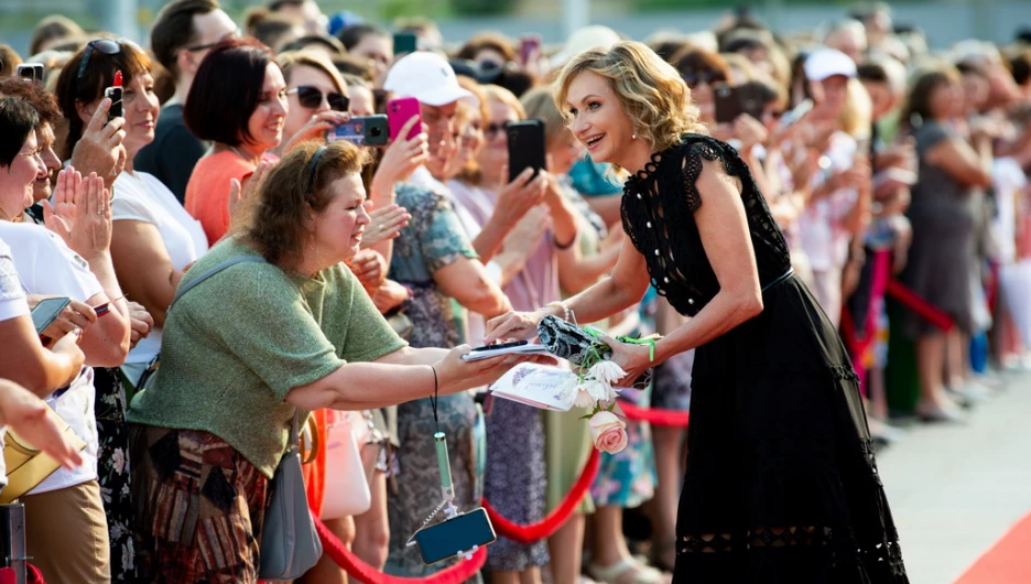 Открытие XXV Шукшинского кинофестиваля, красная дорожка.