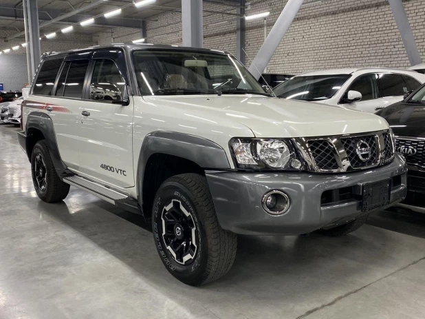 Nissan Patrol 2022 года выпуска