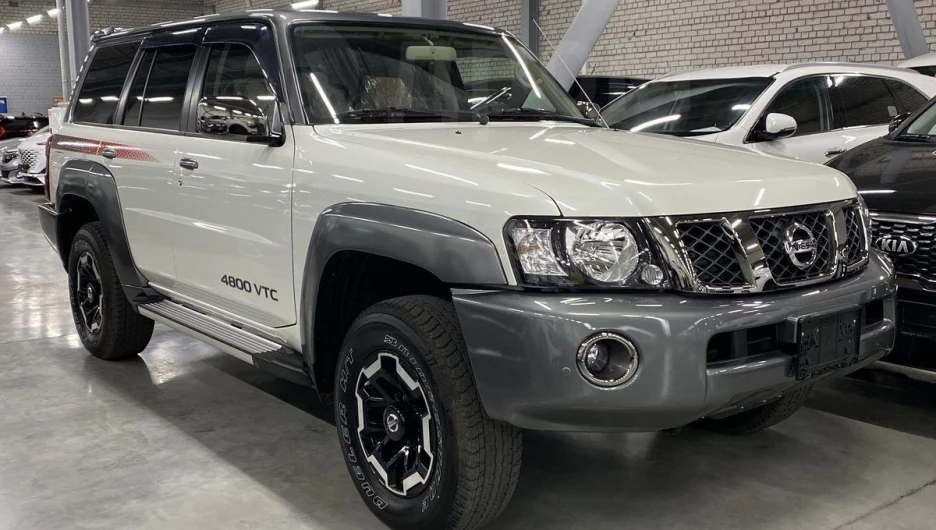 Nissan Patrol 2022 года выпуска