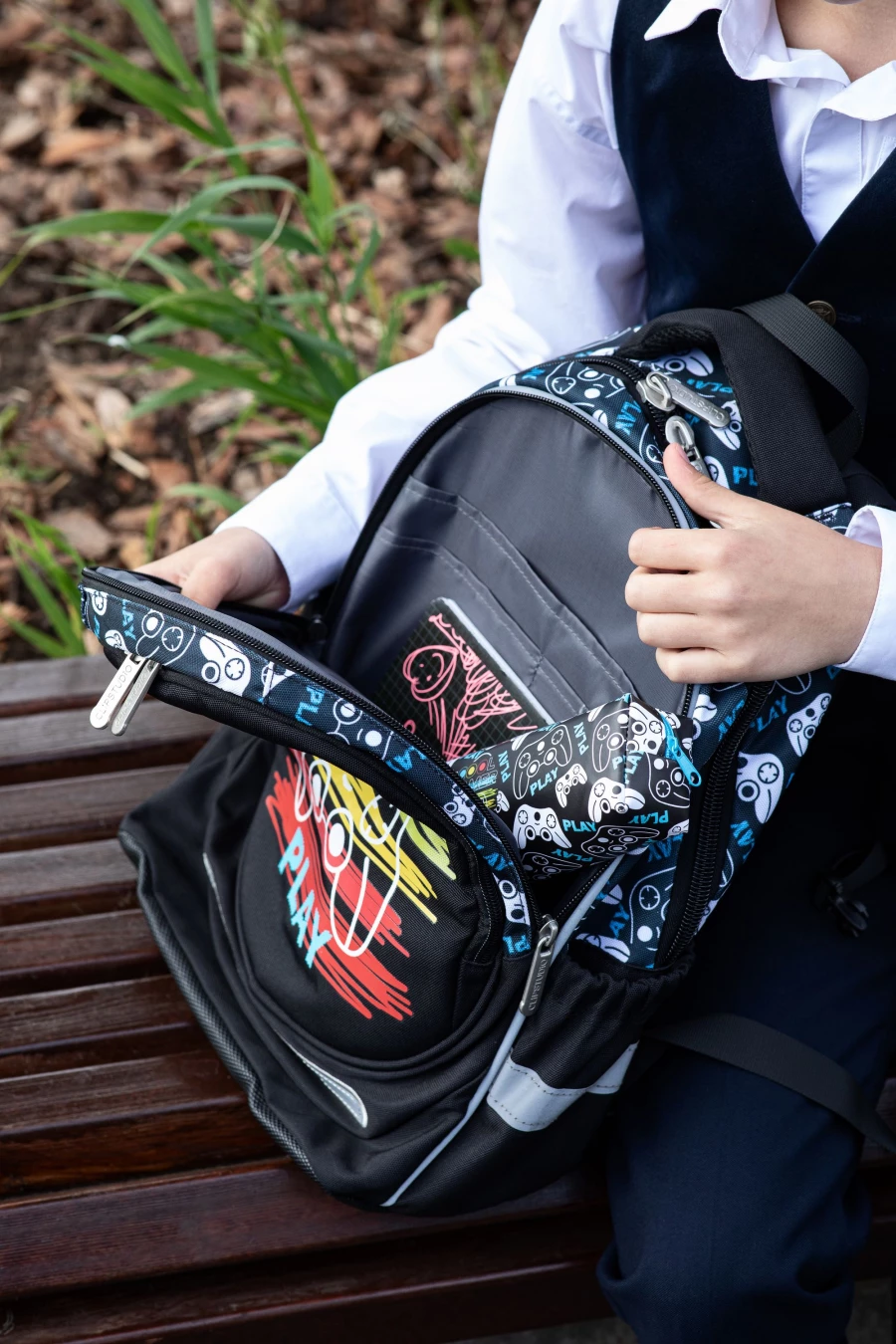 Галамарт предлагает широкий ассортимент товаров для школы.