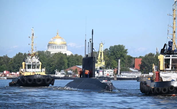 Главный военно-морской парад.