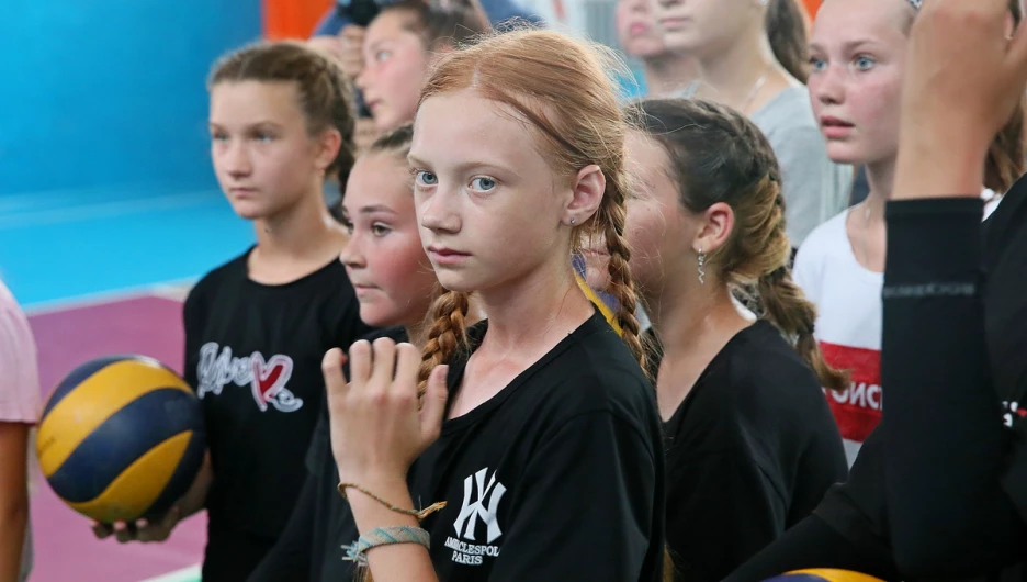 Виктор Томенко посетил предприятия в Новочихинском и Поспелихинском районах.