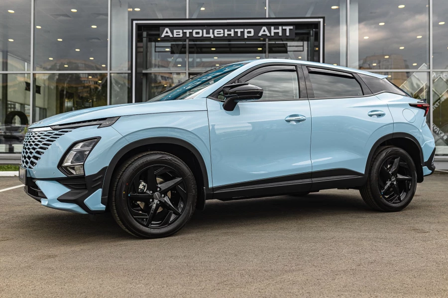 Кроссовер OMODA C5.