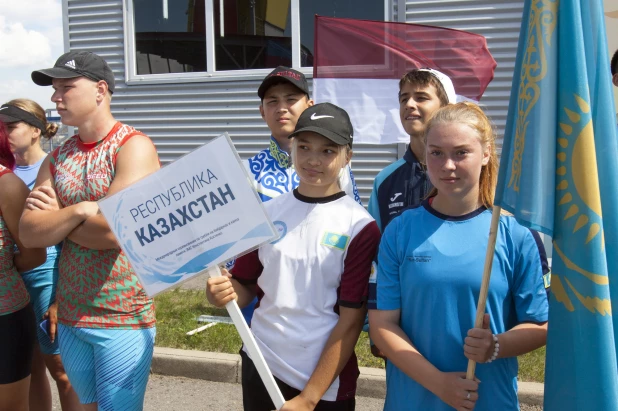 Соревнования на гребном канале в Барнауле. 