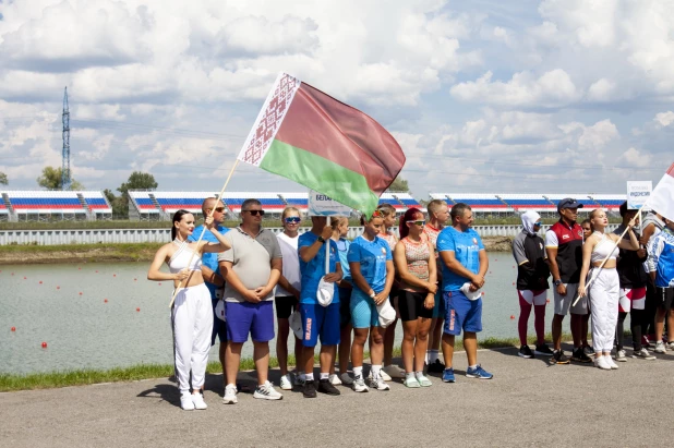 Соревнования на гребном канале в Барнауле. 