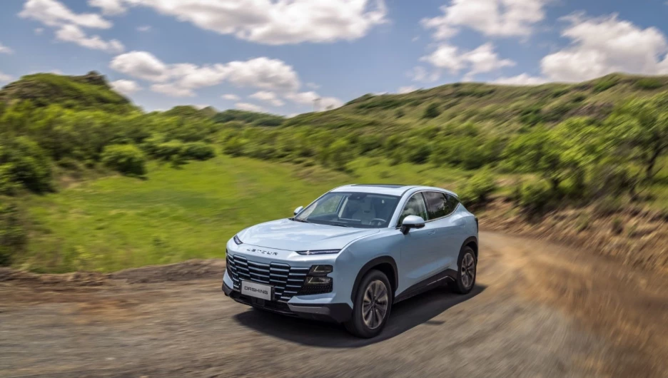 Городской кроссовер Jetour Dashing.