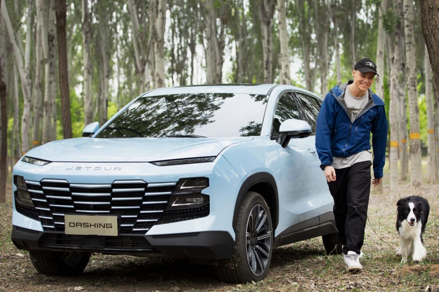 Городской кроссовер Jetour Dashing.