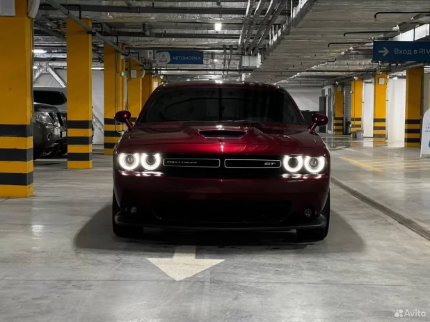 Dodge Challenger.