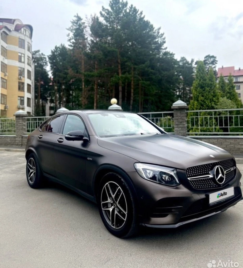 Матовый Mercedes-Benz GLC с шикарным салоном продают за 5 млн рублей в  Барнауле