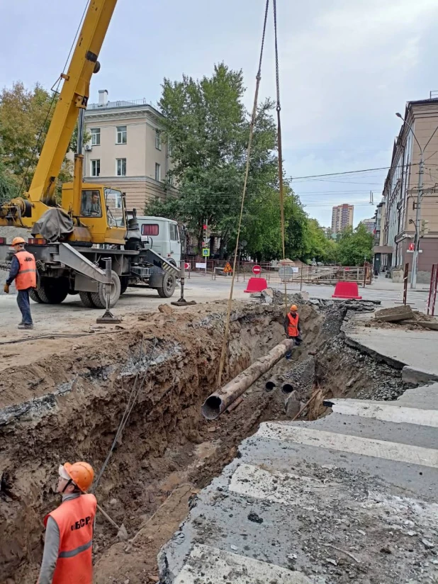 Замена теплосети на проспекте Ленина