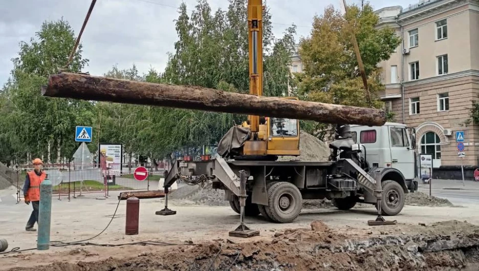 Замена теплосети на проспекте Ленина