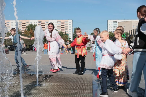 День флага ЗАТО Сибирский.