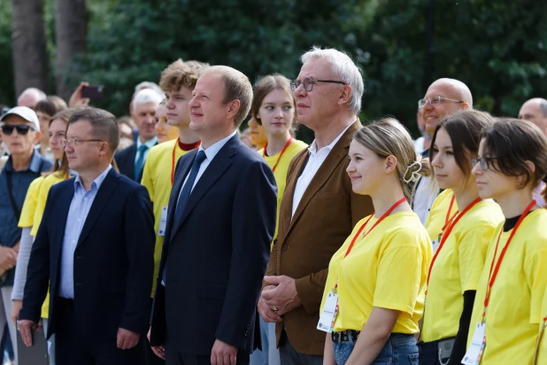 Виктор Томенко и Вячеслав Фетисов на гастрофестивале в "Изумрудном".