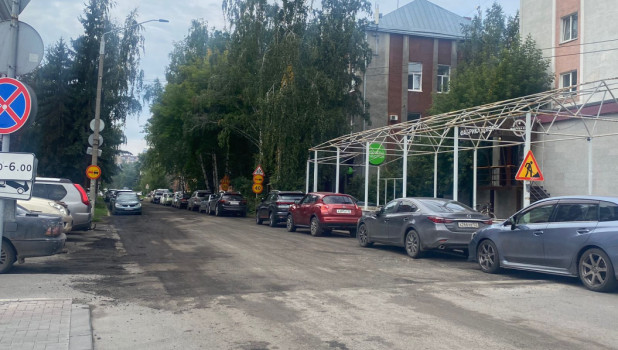 Барнаульские улицы ремонтируют по нацпроекту 