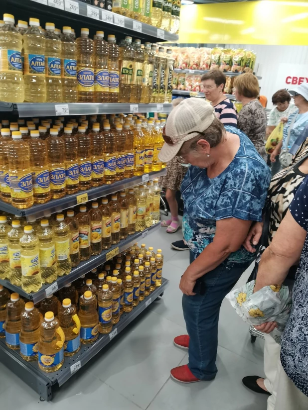 На въезде в Бийск открылся новый современный магазин "Аникс".