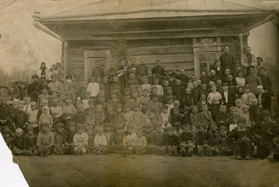 Открытие детской колонии  им. III Интернационала. 15 ноября 1921 года.