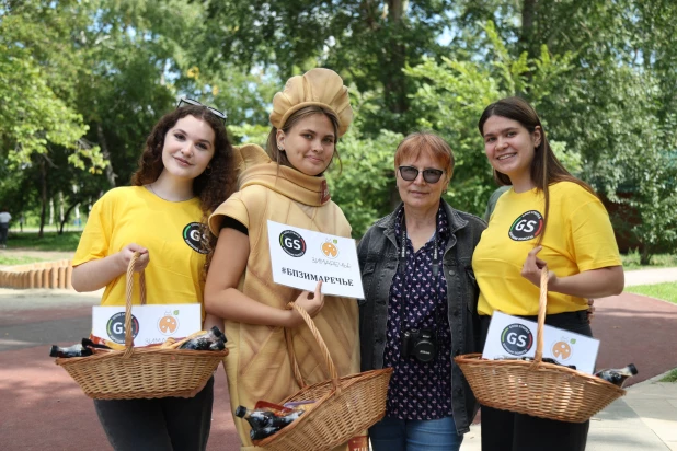 Площадка Барнаульского пивоваренного завода на гастрономическом фестивале Алтайских продуктов  «Алтайские бренды. Из сердца Алтая».