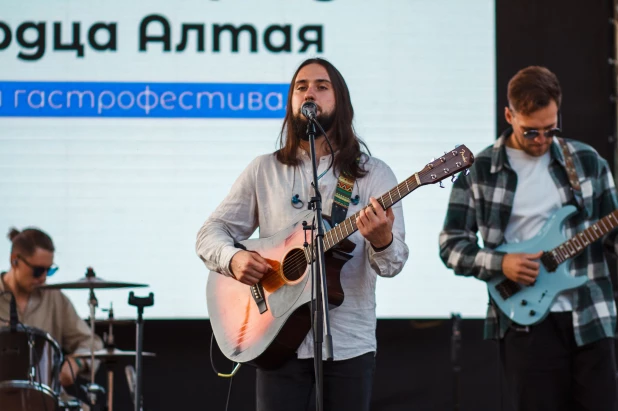 Семейный гастрономический фестиваль «Алтайские бренды. Из сердца Алтая»