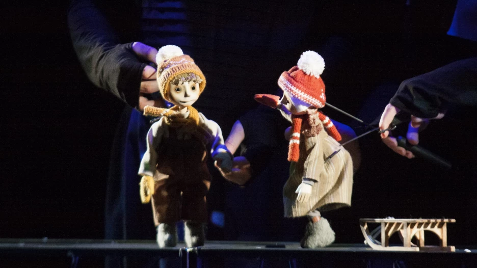 Спектакль "Снежная королева" в театре кукол "Сказка".