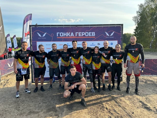 Взвод «Top Team Siberia — Battеrade» на «Гонке героев».
