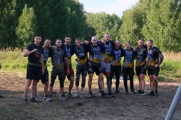 Взвод «Top Team Siberia — Battеrade» на «Гонке героев».
