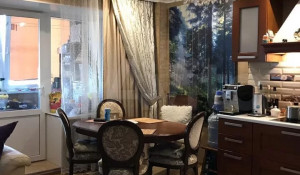 Уютную квартиру с красивыми рассветами и закатами продают в Барнауле за 10,5 млн рублей.