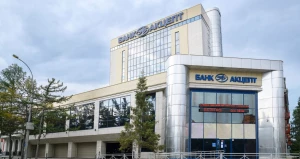 Банк Акцепт.